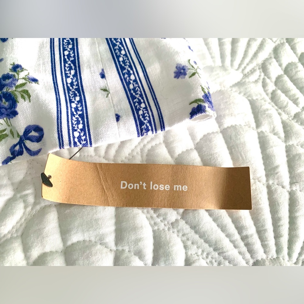 Reformation Overland Linen Tank Top, White and Blue Floral - Picture 4 of 10